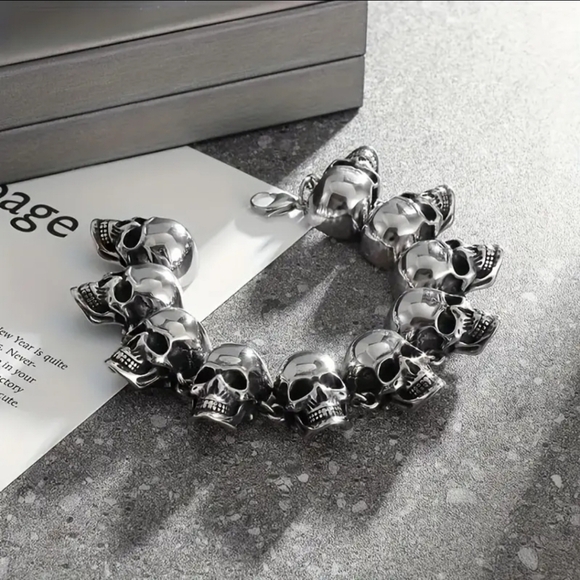 Skull head bracelet - Picture 2 of 7